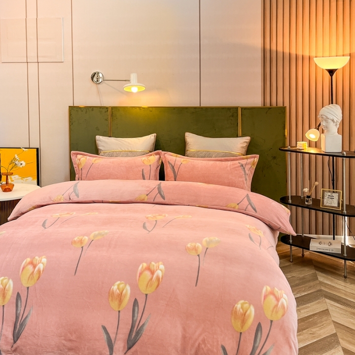 91家纺网 家纺一手货源 找家纺 凡客家居 2022新款牛奶绒印花系列四件套 相思-玉