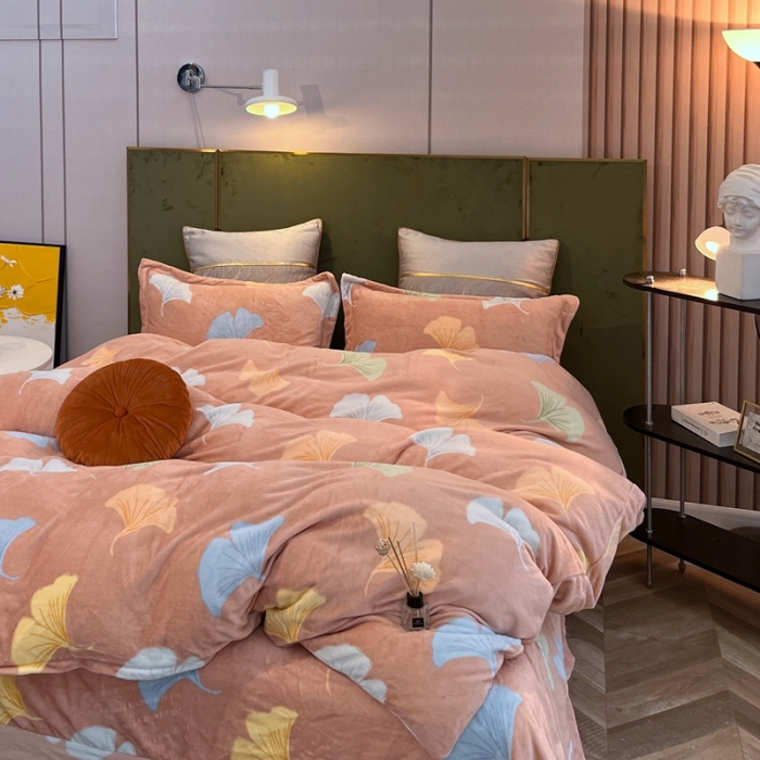 91家纺网 家纺一手货源 找家纺 凡客家居 2022新款牛奶绒印花系列四件套 悠然-玉