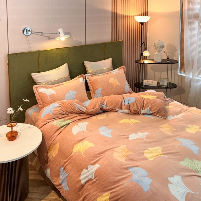 91家纺网 家纺一手货源 找家纺 凡客家居 2022新款牛奶绒印花系列四件套 悠然-玉