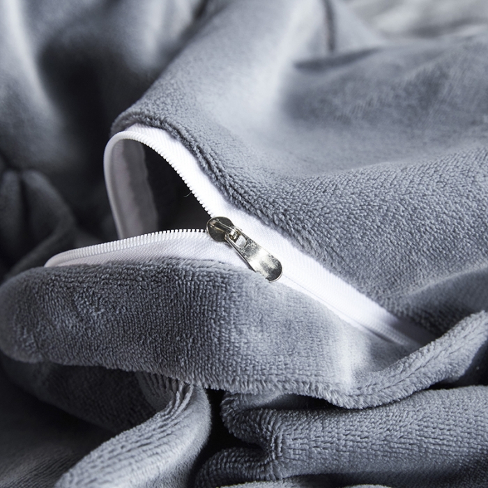 91家纺网 家纺一手货源 找家纺 凡客家居 2022新款牛奶绒雕花系列四件套 塞拉威-帝王灰