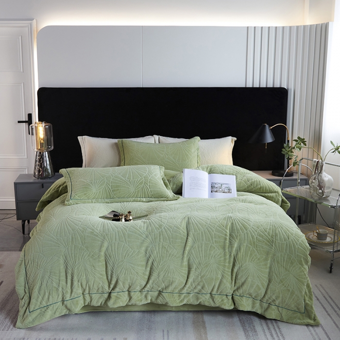 91家纺网 家纺一手货源 找家纺 凡客家居 2022新款牛奶绒雕花系列四件套 塞拉威-果绿