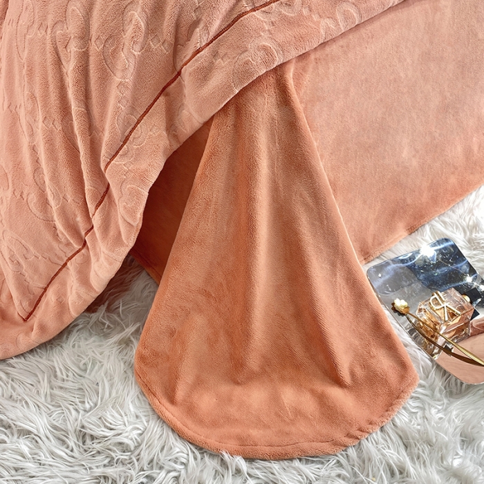 91家纺网 家纺一手货源 找家纺 凡客家居 2022新款牛奶绒雕花系列四件套 奢想-蜜桔橙