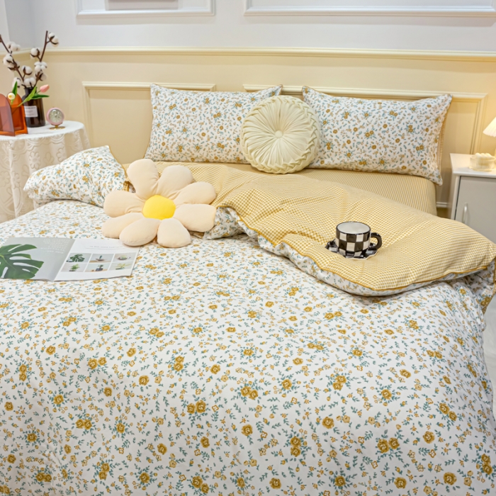 91家纺网 家纺一手货源 找家纺 凡客家居 新款13372纯棉印花滚边工艺款四件套 爱菲尔