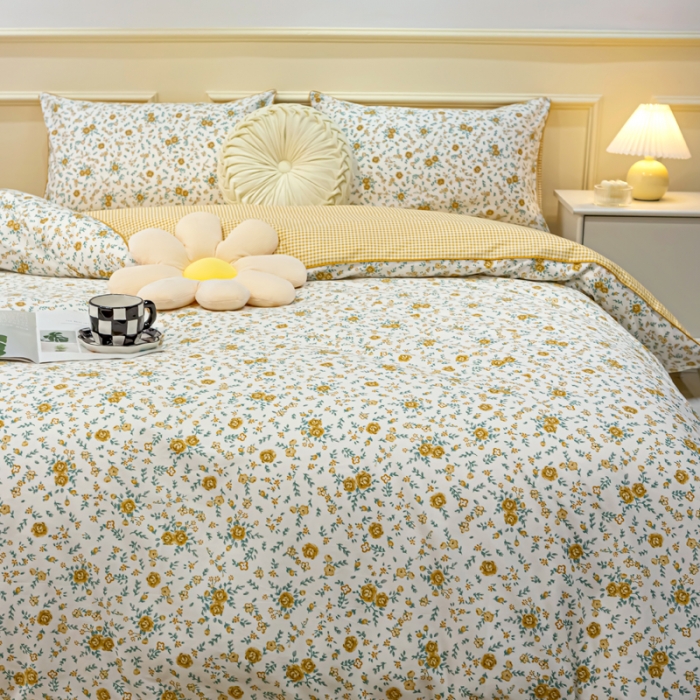 91家纺网 家纺一手货源 找家纺 凡客家居 新款13372纯棉印花滚边工艺款四件套 爱菲尔