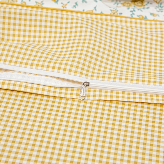 91家纺网 家纺一手货源 找家纺 凡客家居 新款13372纯棉印花滚边工艺款四件套 爱菲尔