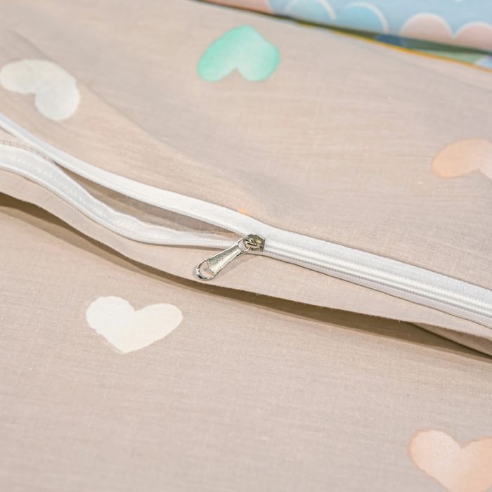 91家纺网 家纺一手货源 找家纺 凡客家居 新款13372纯棉印花滚边工艺款四件套 爱恋