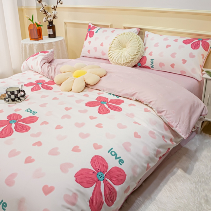 91家纺网 家纺一手货源 找家纺 凡客家居 新款13372纯棉印花滚边工艺款四件套 蓓蕾