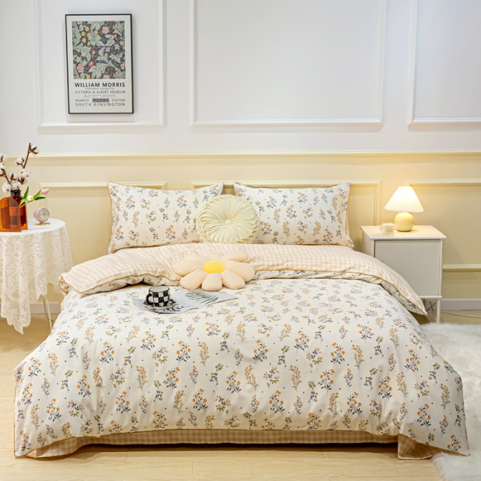 91家纺网 家纺一手货源 找家纺 凡客家居 新款13372纯棉印花滚边工艺款四件套 花曼