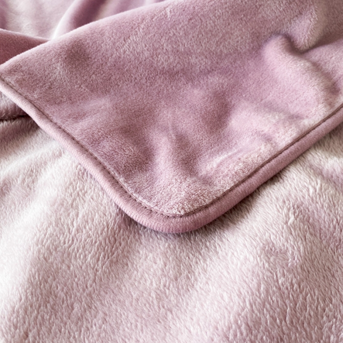 91家纺网 家纺一手货源 找家纺 2025新款320g金貂绒亲肤盖毯加厚纯色珊瑚绒素色法兰绒毯子外贸高端款豆沙