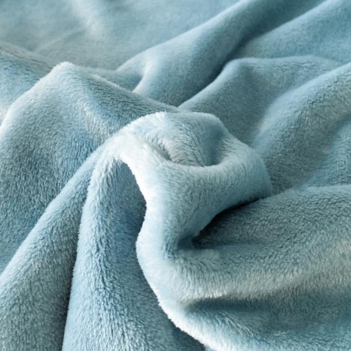 91家纺网 家纺一手货源 找家纺 2025新款320g金貂绒亲肤盖毯加厚纯色珊瑚绒素色法兰绒毯子外贸高端款灰蓝