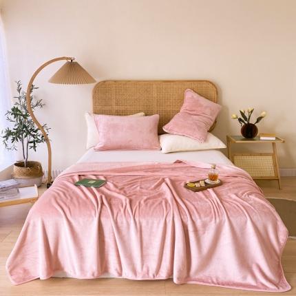 2025新款320g金貂绒亲肤盖毯加厚纯色珊瑚绒素色法兰绒毯子外贸高端款玉色