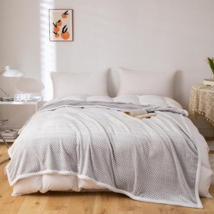 91家纺网 家纺一手货源 找家纺 总来菲毛毯 2025新款背印剪花牛奶绒毛毯加厚双层毯子不掉毛高端毯子