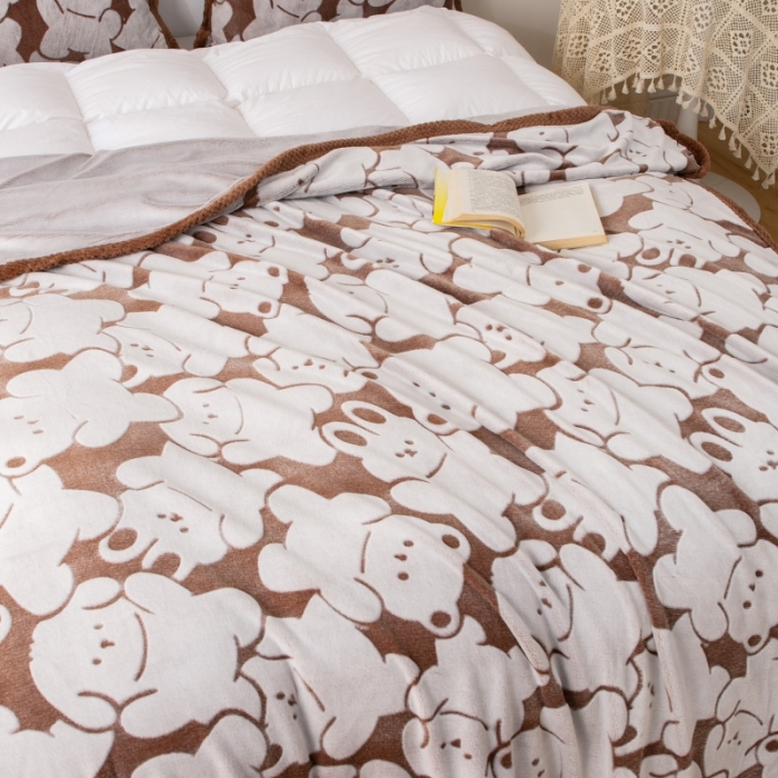 91家纺网 家纺一手货源 找家纺 来菲毛毯 2025新款背印剪花牛奶绒毛毯加厚双层毯子不掉毛高端毯子狗兔熊