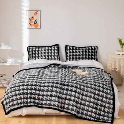 来菲毛毯 2025新款背印剪花牛奶绒毛毯加厚毯子不掉毛高端毯子千鸟格