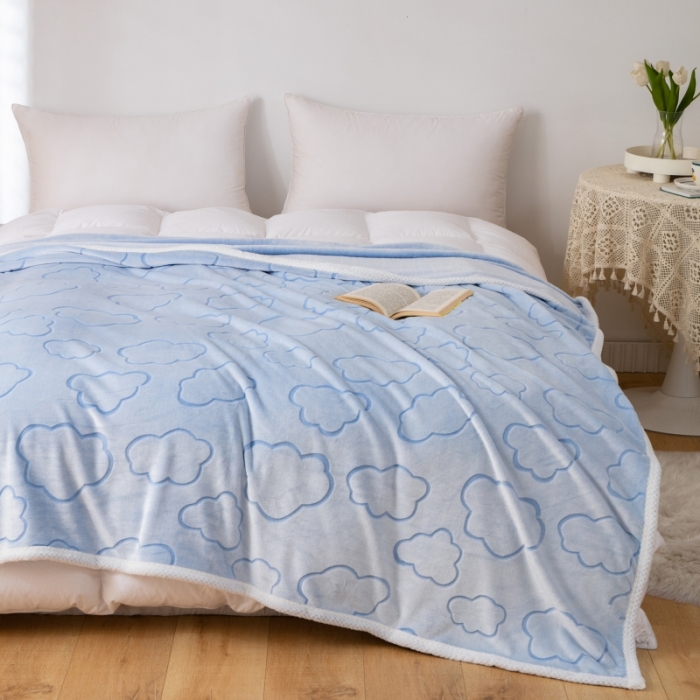 91家纺网 家纺一手货源 找家纺 来菲毛毯 2025新款背印剪花牛奶绒毛毯加厚毯子不掉毛高端毯子云朵