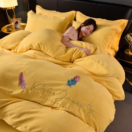 91家纺网 家纺一手货源 找家纺 （总）简爱 2025新款高克重简单款牛奶绒刺绣四件套