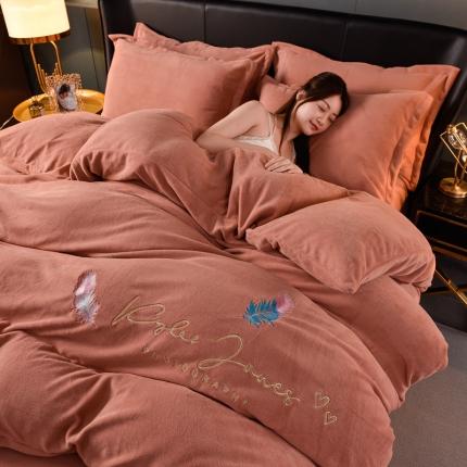 91家纺网 家纺一手货源 找家纺 （总）简爱 2025新款高克重简单款牛奶绒刺绣四件套