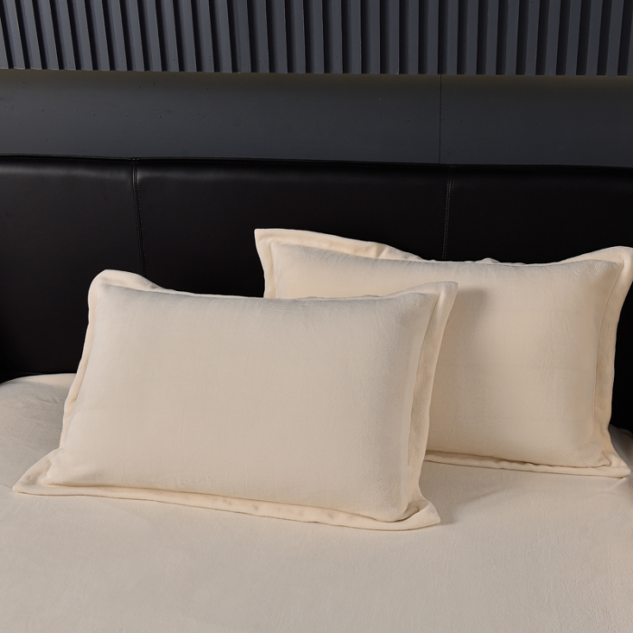 91家纺网 家纺一手货源 找家纺 （总）简爱 2025新款高克重简单款牛奶绒刺绣四件套