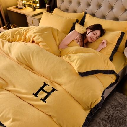 91家纺网 家纺一手货源 找家纺 （总）简爱家纺2025款高克重牛奶绒拼角工艺四件套