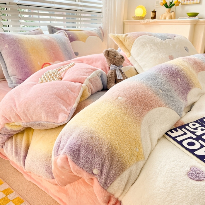 91家纺网 家纺一手货源 找家纺 2022新款5D牛奶绒雪花绒单被套 梦幻彩虹