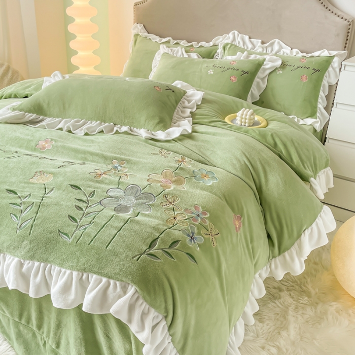 91家纺网 家纺一手货源 找家纺 （总）凯美2022新款牛奶绒四件套花镜系列