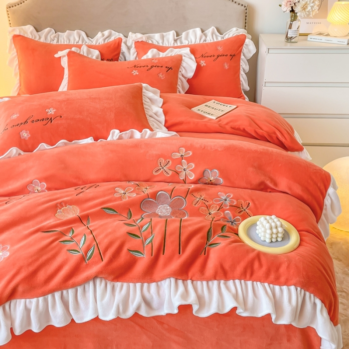 91家纺网 家纺一手货源 找家纺 凯美2022新款牛奶绒四件套花镜系列 橘色