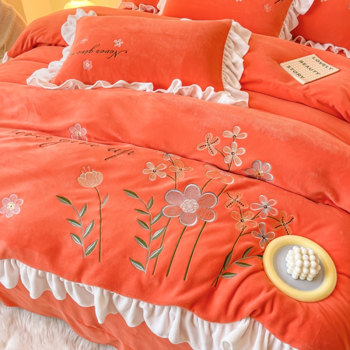 91家纺网 家纺一手货源 找家纺 凯美2022新款牛奶绒四件套花镜系列 橘色