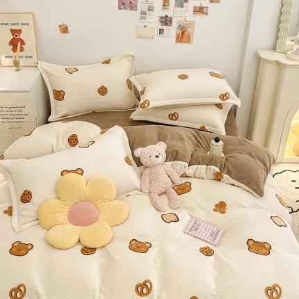 91家纺网 家纺一手货源 找家纺 川悦生活 2022直播供货高克重小清新牛奶绒四件套 点心小熊