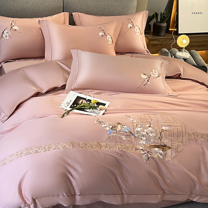 91家纺网 家纺一手货源 找家纺 2025新款140支澳棉纯棉刺绣绣花四件套 年华