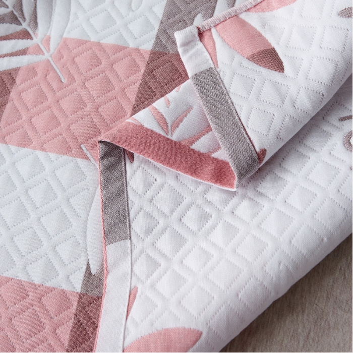 91家纺网 家纺一手货源 找家纺 朴尔 2022新款优棉格调风三层纱布枕巾（一对） 枫叶-粉（52*78）