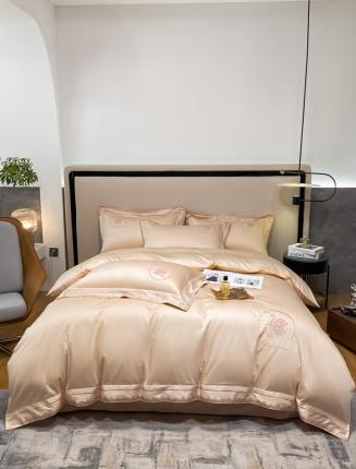 91家纺网 家纺一手货源 找家纺 爱缦 2022新款梦芭莎系列100支长绒棉奥棉四件套 奶茶杏