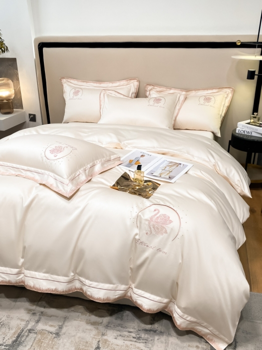 91家纺网 家纺一手货源 找家纺 爱缦 2022新款梦芭莎系列100支长绒棉奥棉四件套 奶昔白