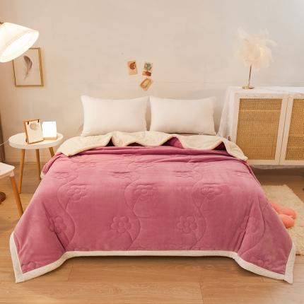 91家纺网 家纺一手货源 找家纺 （总）苏拉 2023新款牛奶绒夹棉绗绣三层毯