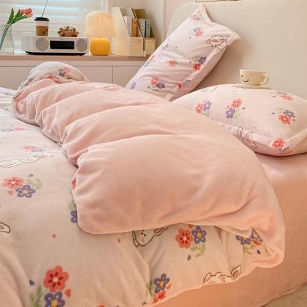 91家纺网 家纺一手货源 找家纺 川悦生活 2022供货高克重小清新牛奶绒印花四件套 甜蜜小兔