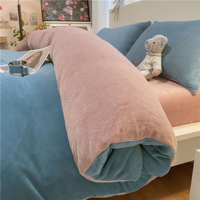 91家纺网 家纺一手货源 找家纺 （总）古吉梦2022新款+纯色双拼牛奶绒四件套