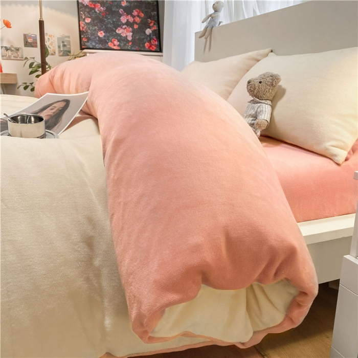 91家纺网 家纺一手货源 找家纺 古吉梦 2022纯色双拼牛奶绒四件套 双拼牛奶绒-奶黄+藕粉