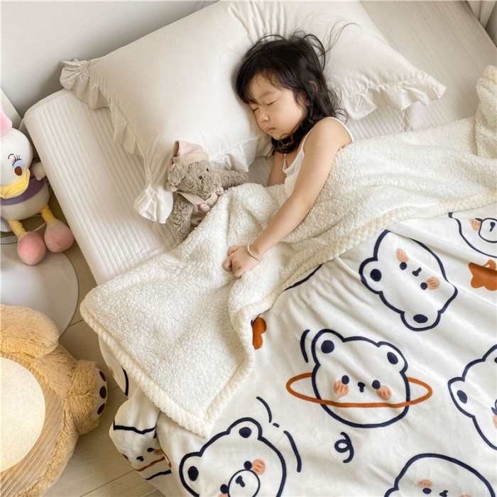 91家纺网 家纺一手货源 找家纺 古吉梦2022新款+牛奶绒+羊羔绒双层毯 白熊