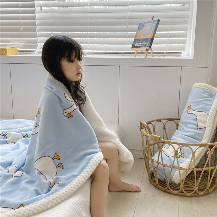 91家纺网 家纺一手货源 找家纺 古吉梦2022新款+牛奶绒+羊羔绒双层毯 大白鹅