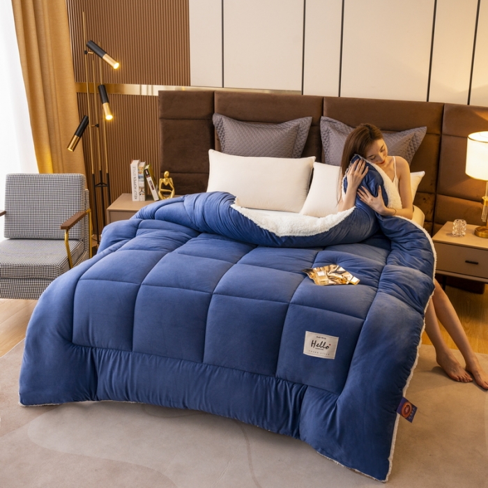 91家纺网 家纺一手货源 找家纺 梦恬佳 2022新款牛奶绒羊羔绒冬被被子被芯 宾利蓝