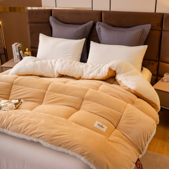 91家纺网 家纺一手货源 找家纺 梦恬佳 2022新款牛奶绒羊羔绒冬被被子被芯 浅卡其