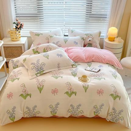 91家纺网 家纺一手货源 找家纺 兄弟坊 2022新款牛奶绒印花四件套风铃草-白