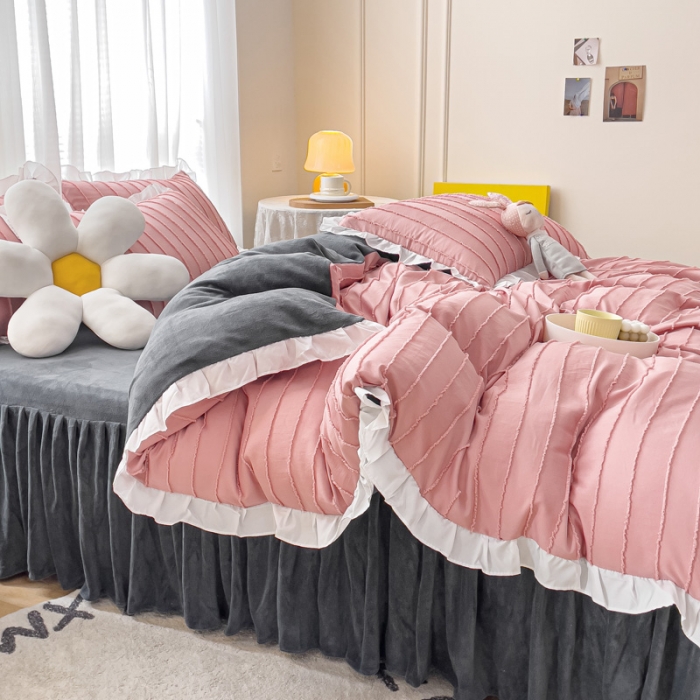 91家纺网 家纺一手货源 找家纺 绒兔兔 2022新款立体剪花牛奶绒四件套 豆沙粉