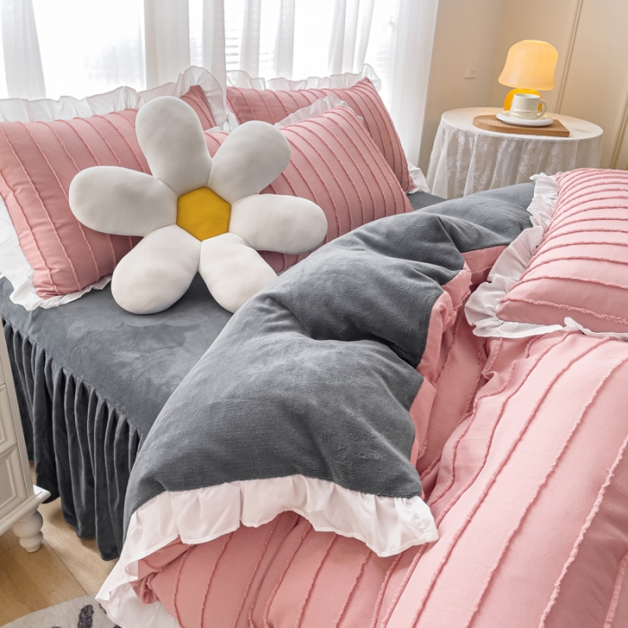 91家纺网 家纺一手货源 找家纺 绒兔兔 2022新款立体剪花牛奶绒四件套 豆沙粉