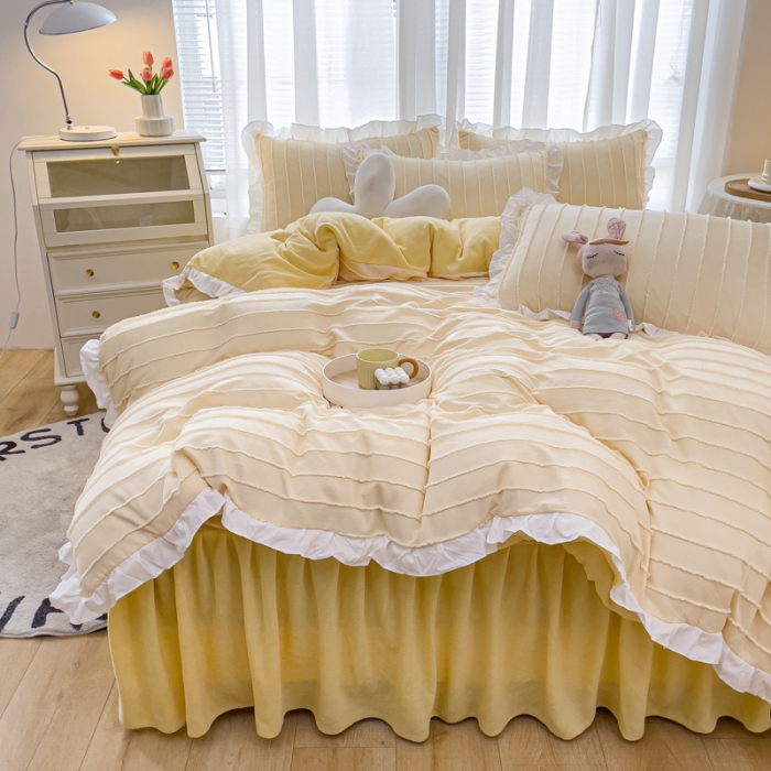 91家纺网 家纺一手货源 找家纺 绒兔兔 2022新款立体剪花牛奶绒四件套 奶黄