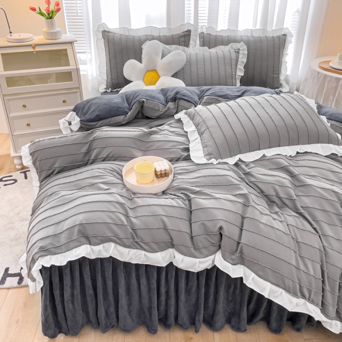 91家纺网 家纺一手货源 找家纺 绒兔兔 2022新款立体剪花牛奶绒四件套 温柔灰