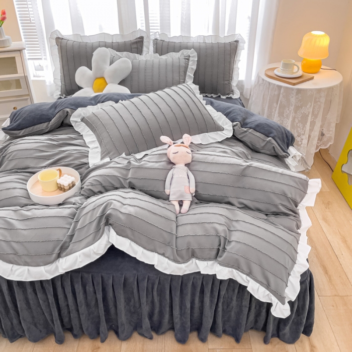 91家纺网 家纺一手货源 找家纺 绒兔兔 2022新款立体剪花牛奶绒四件套 温柔灰