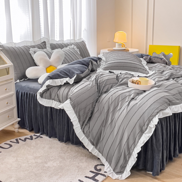 91家纺网 家纺一手货源 找家纺 绒兔兔 2022新款立体剪花牛奶绒四件套 温柔灰