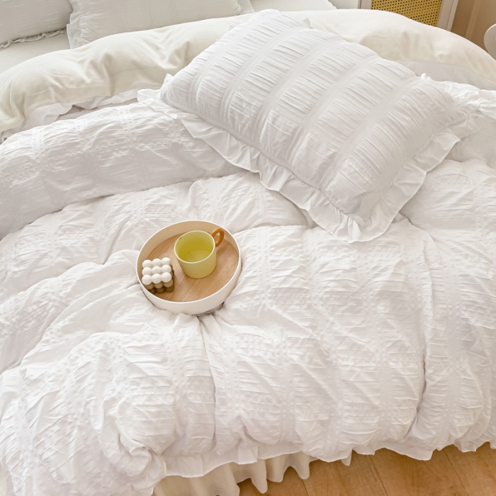 91家纺网 家纺一手货源 找家纺 绒兔兔 A版泡泡纱+B版牛奶绒韩版床裙床单四件套 月光白