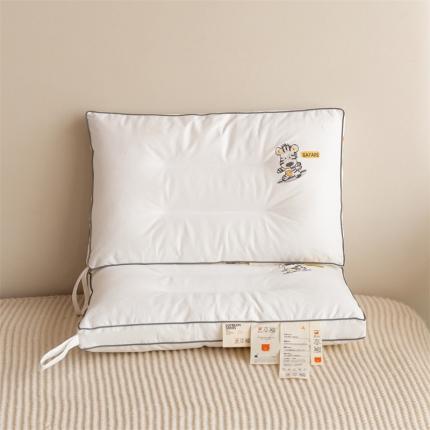 91家纺网 家纺一手货源 找家纺 （总）麦肯锡 2022豆本熊优迪诺抗菌儿童款30*50枕芯