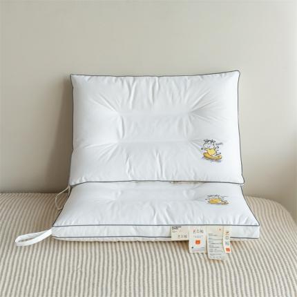 91家纺网 家纺一手货源 找家纺 （总）麦肯锡 2022豆本熊优迪诺抗菌儿童款30*50枕芯